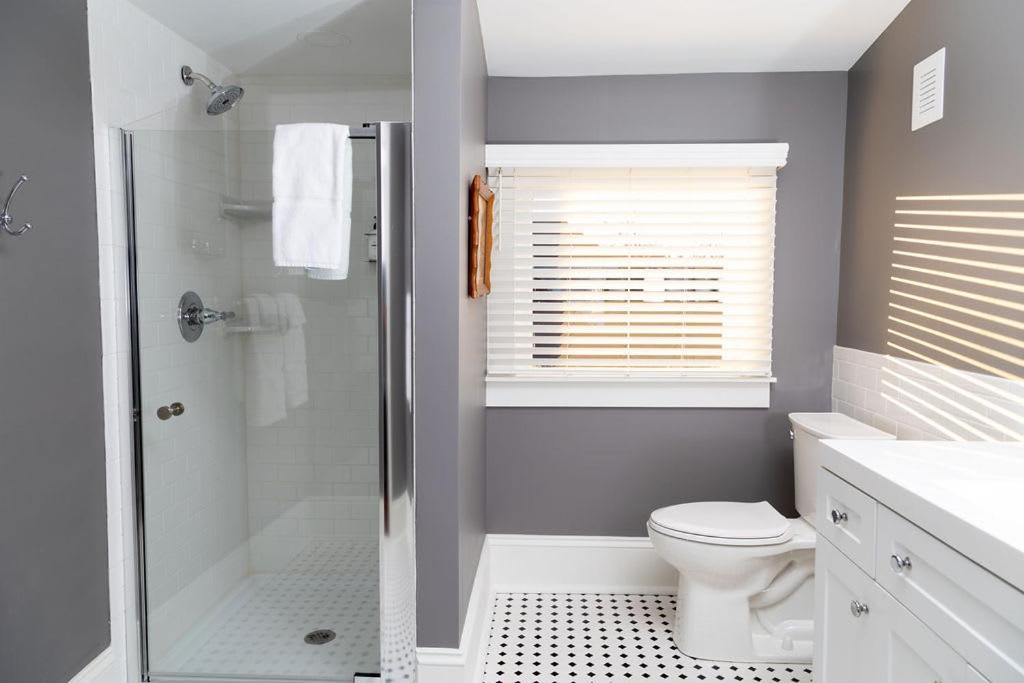 Railway Suite At The Historic Winona House Roanoke Bagian luar foto